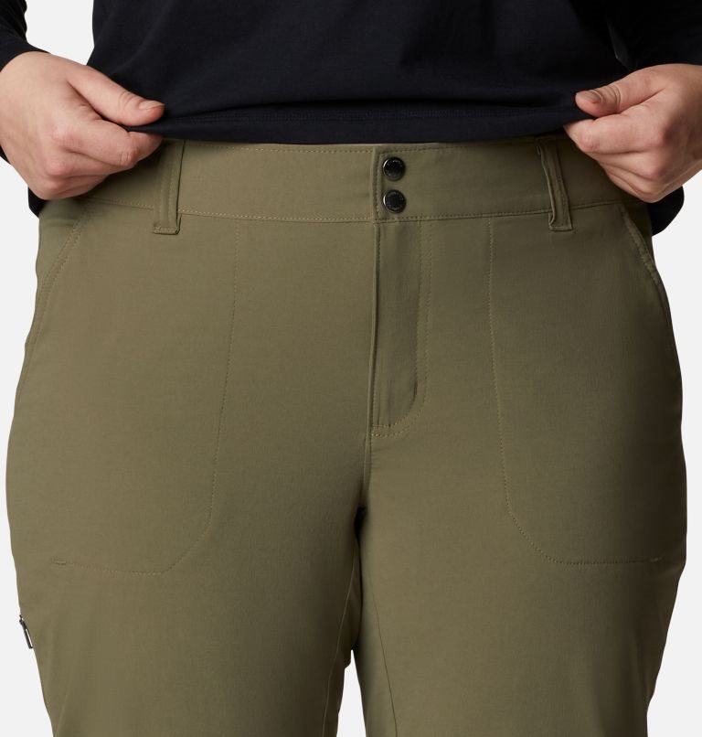 Women's Columbia Saturday Trail II Knee Pants Olive | Plus Size CA-H140A